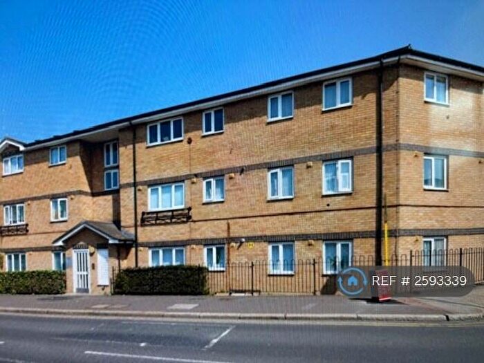 2 Bedroom Flat To Rent In Lily Nichols House, London, E16
