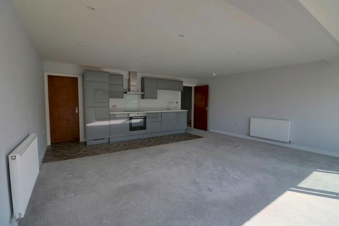 2 Bedroom Flat To Rent In Grove House, Hull Road, Anlaby, Hull, HU10