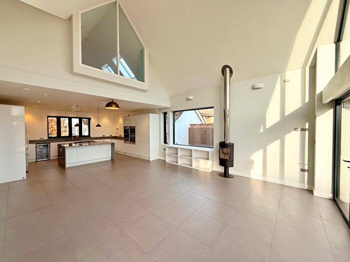 5 Bedroom Semi-Detached House To Rent In Ipswich Road, Woodbridge, IP12
