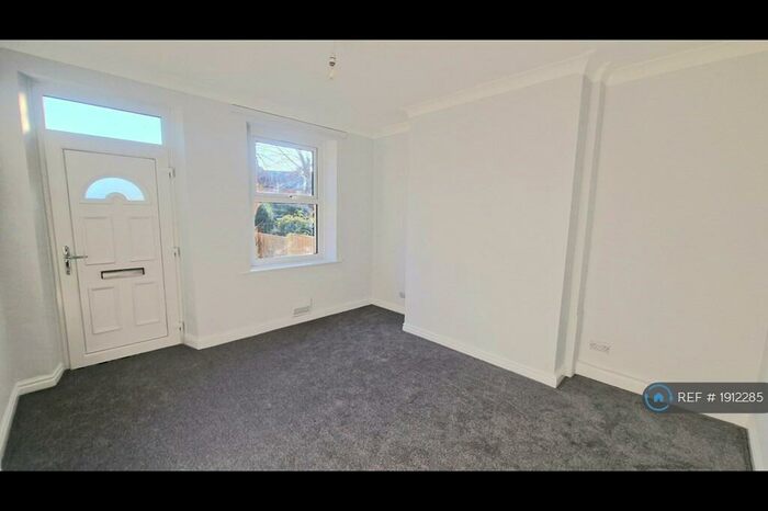 2 Bedroom Terraced House To Rent In Wellington Place, Barnsley, S70