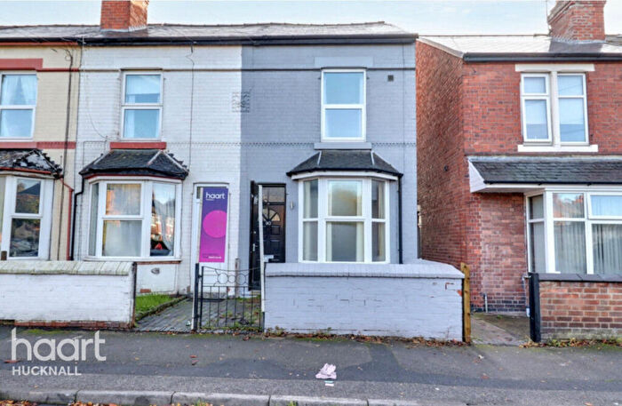 3 Bedroom End Of Terrace House For Sale In Broomhill Road, Nottingham, NG6