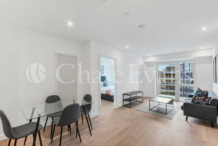 1 Bedroom Flat To Rent In Western Gateway, Royal Eden Docks, London, E16