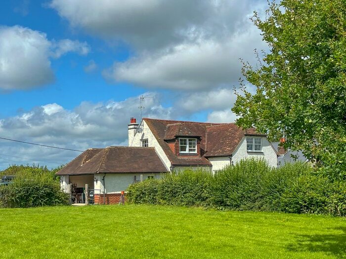 3 Bedroom Detached House For Sale In Whatlington Road, Battle, TN33