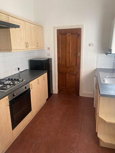 2 Bedroom Flat To Rent In Biddlestone Road, Heaton, Newcastle Upon Tyne, NE6