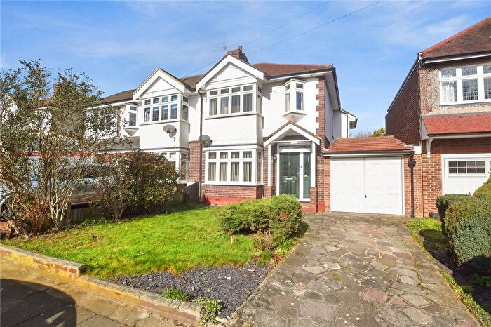3 Bedroom Semi Detached House For Sale In Bladindon Drive, Bexley, DA5