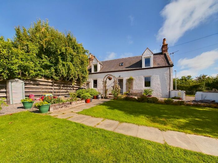 3 Bedroom End Of Terrace House For Sale In Dublin, Ardross, Alness, IV17