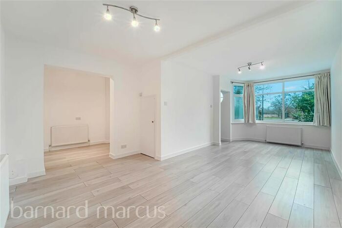 3 Bedroom Property To Rent In Uxbridge Road, Feltham TW13