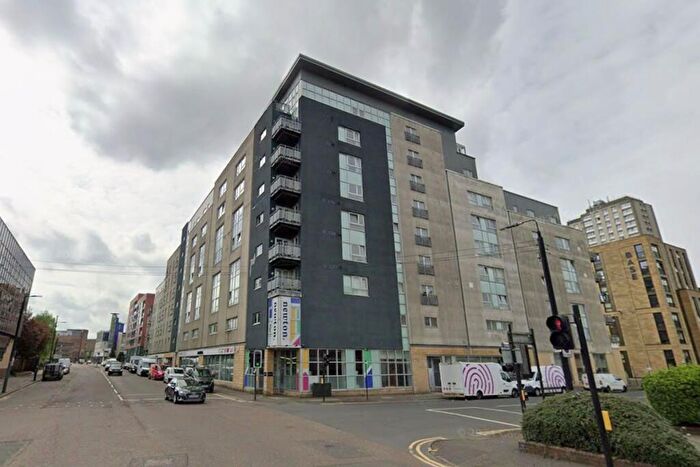 3 Bedroom Flat For Sale In , Dunblane Street, Flat -, Glasgow City Centre, G4