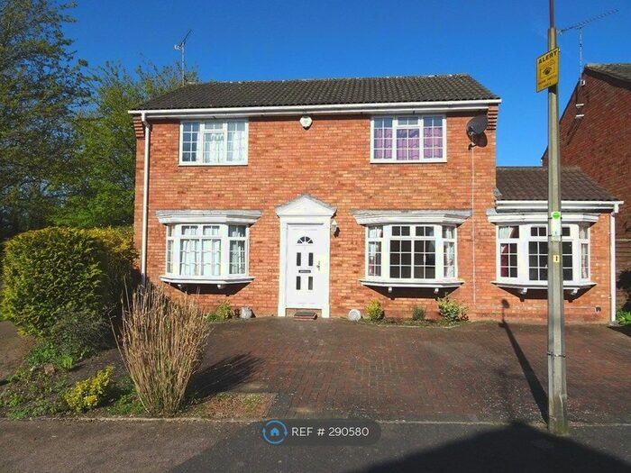 4 Bedroom Detached House To Rent In Eriboll Close, Leighton Buzzard, LU7