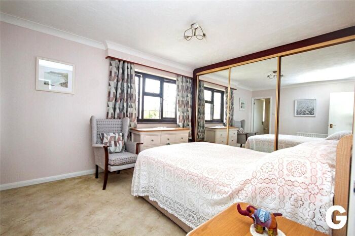 4 Bedroom Detached House For Sale In North Poulner Road, Ringwood, Hampshire, BH24