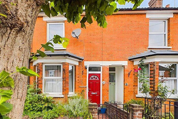 2 Bedroom Terraced House For Sale In Gladstone Road, Tonbridge, TN9