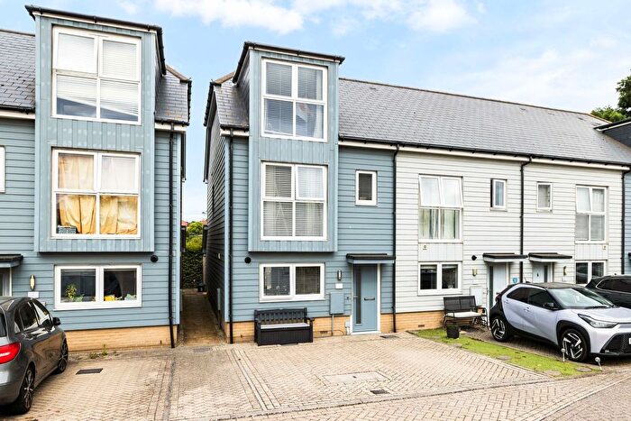 3 Bedroom Terraced House For Sale In Kings Way, Folkestone, CT19