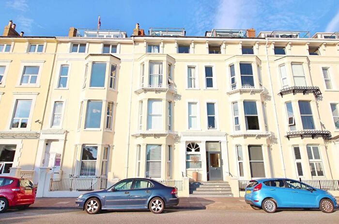 2 Bedroom Flat For Sale In South Parade, Southsea, PO5