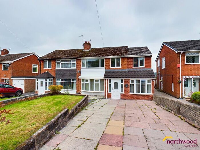 5 Bedroom Semi-Detached House To Rent In Elldawn Avenue, Milton, ST6