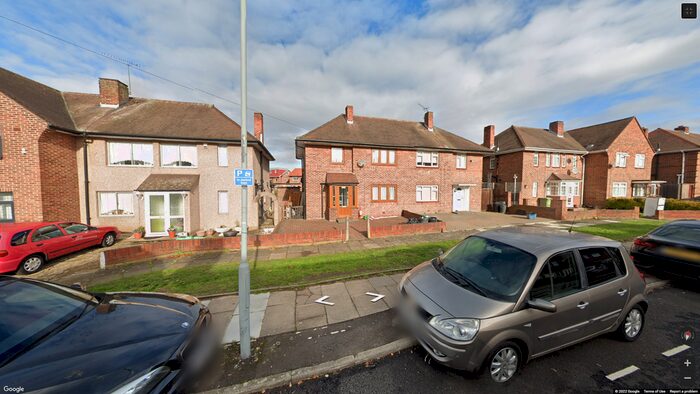 3 Bedroom Semi-Detached House To Rent In Ilford, Essex, IG2