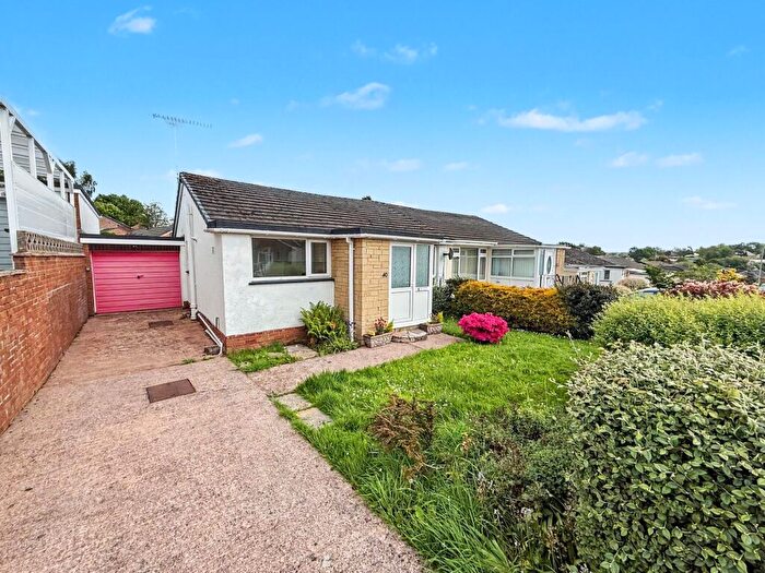 2 Bedroom Semi-Detached Bungalow For Sale In Oak Close, Tiverton, EX16