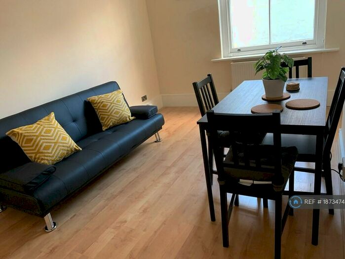 1 Bedroom Flat To Rent In Wordsworth Road, London, SE20