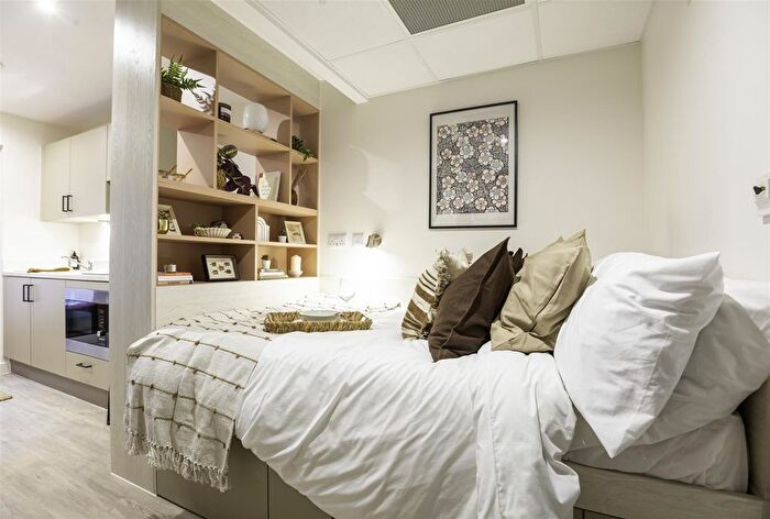 Studio To Rent In Lancaster Street, Birmingham, B4