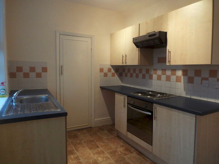 1 Bedroom Flat To Rent In Rasen Lane, LN1