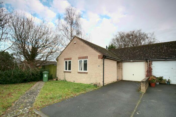 2 Bedroom Bungalow To Rent In Kelham Hall Drive, Wheatley, OX33