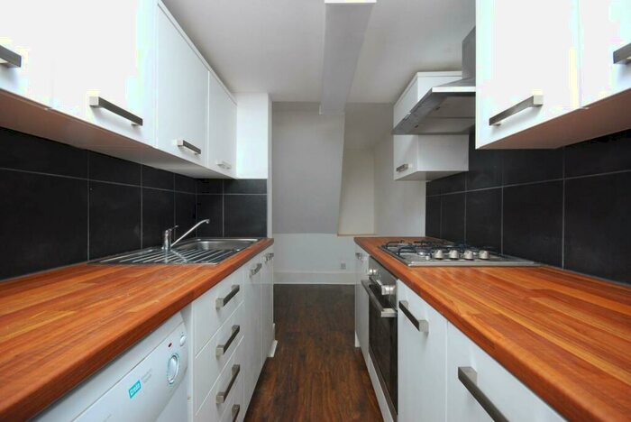 1 Bedroom Flat To Rent In Ossian Road, Stroud Green, London, N4