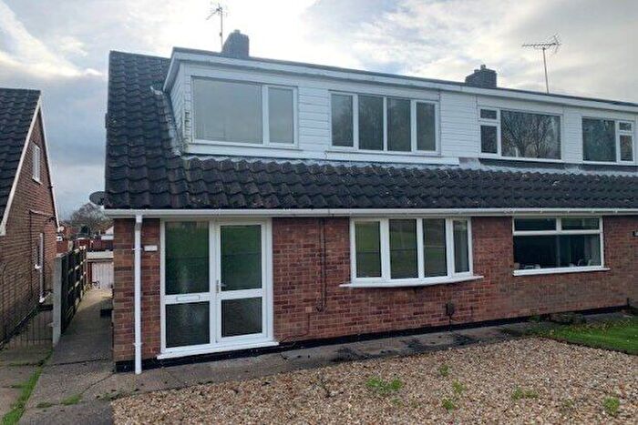 3 Bedroom Property To Rent In Huntly Close, Mansfield, NG18