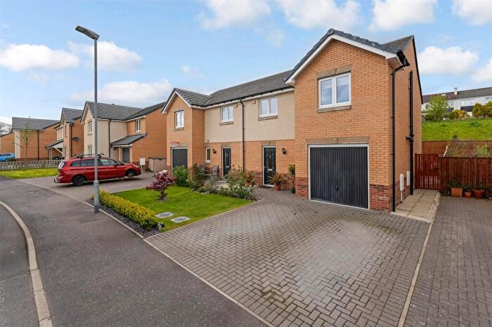 3 Bedroom Semi-Detached House For Sale In Hermitage Avenue, Helensburgh, Argyll And Bute, G84