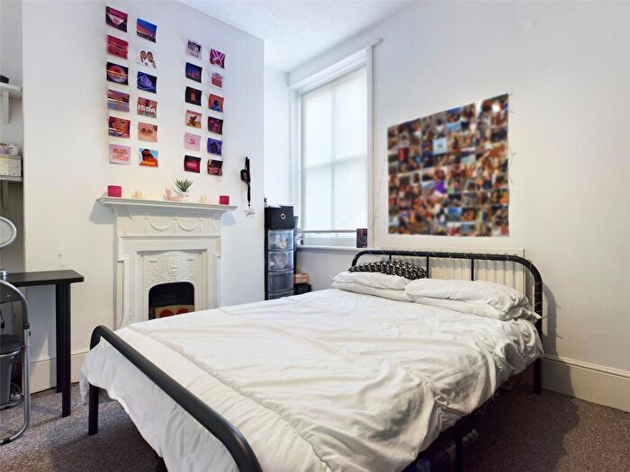 4 Bedroom Apartment To Rent In Boundary Road, Hove, East Sussex, BN3