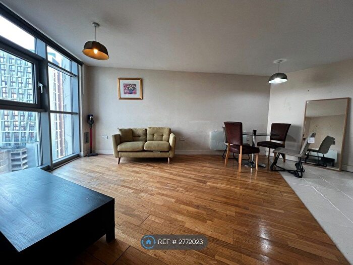 2 Bedroom Flat To Rent In Altolusso, Cardiff, CF10