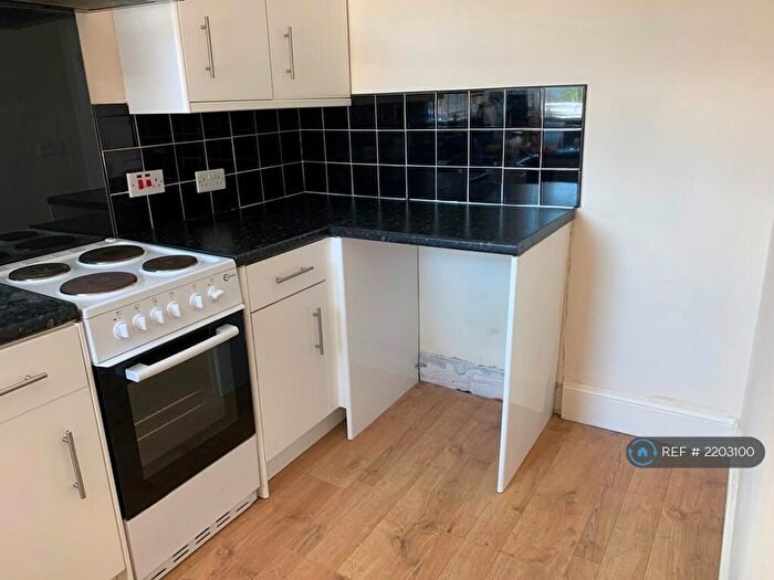 1 Bedroom Flat To Rent In Highland Road, Eastney, PO4
