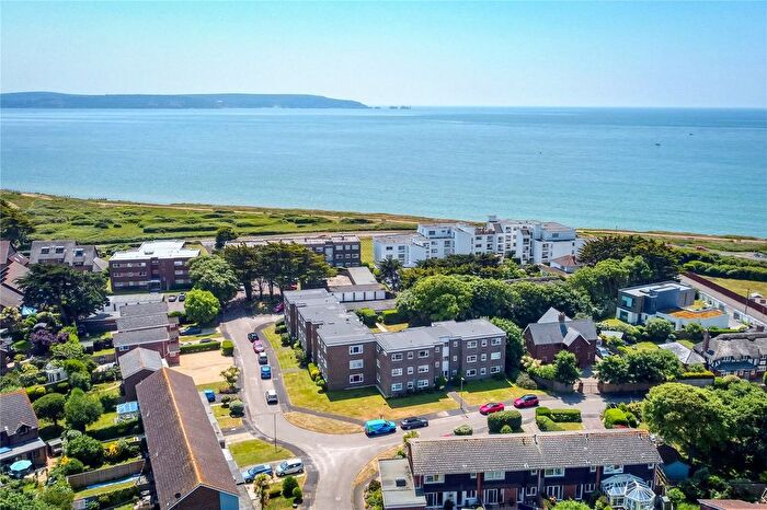 2 Bedroom Flat For Sale In Rookcliff Way, Milford On Sea, Lymington, Hampshire, SO41
