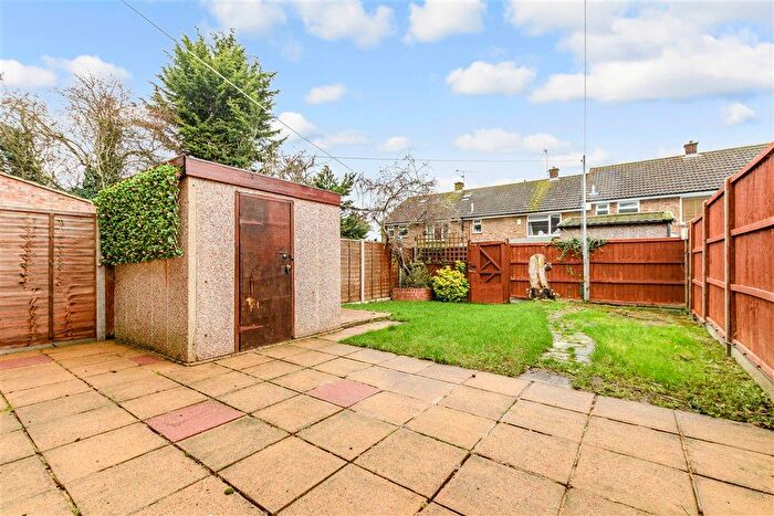 3 Bedroom Terraced House For Sale In Strand Close, Meopham, Kent, DA13
