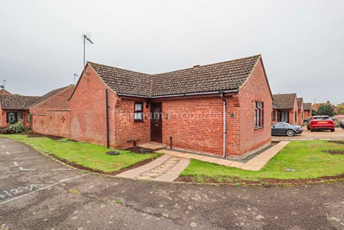 2 Bedroom Detached Bungalow To Rent In Hamilton Way, Downham Market, PE38