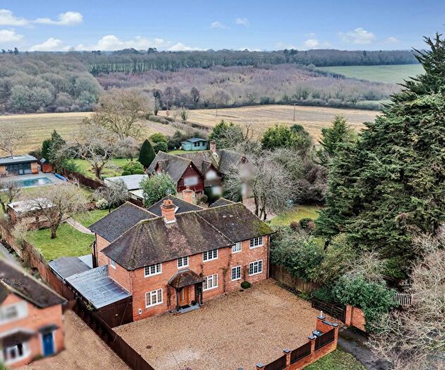 4 Bedroom Detached House For Sale In Southend Bradfield - Wonderful Views, Walk To The Village Shop & Post Office, Cricket Pitch, Pub/restaurant, RG7