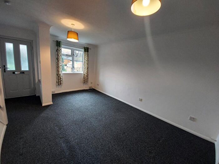 2 Bedroom End Of Terrace House To Rent In Aintree Drive, Waterlooville, Hampshire, PO7