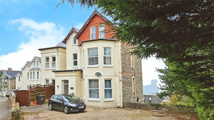 2 Bedroom Flat To Rent In Crofts Lea Park, Ilfracombe, Devon, EX34