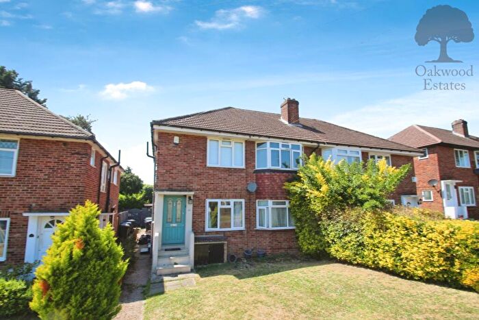 2 Bedroom Maisonette To Rent In Swallow Street, Iver, SL0