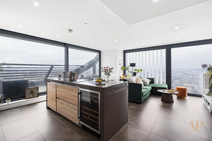 1 Bedroom Flat To Rent In Chronicle Tower, City Road, London, EC1V
