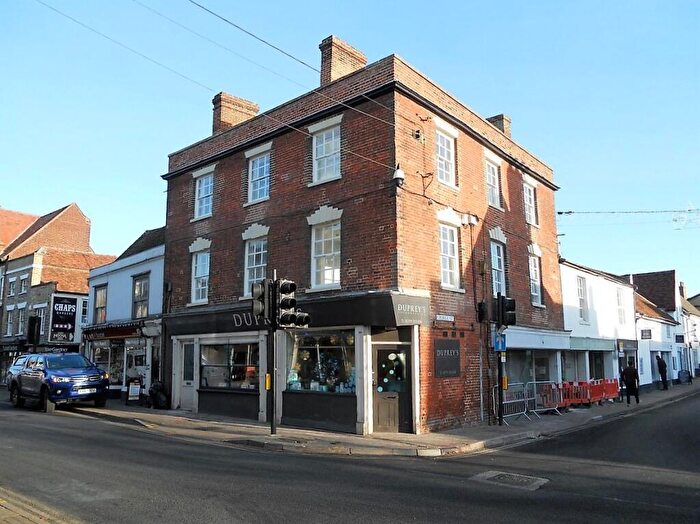 Flat To Rent In Flat, High Street, Saffron Walden, CB10