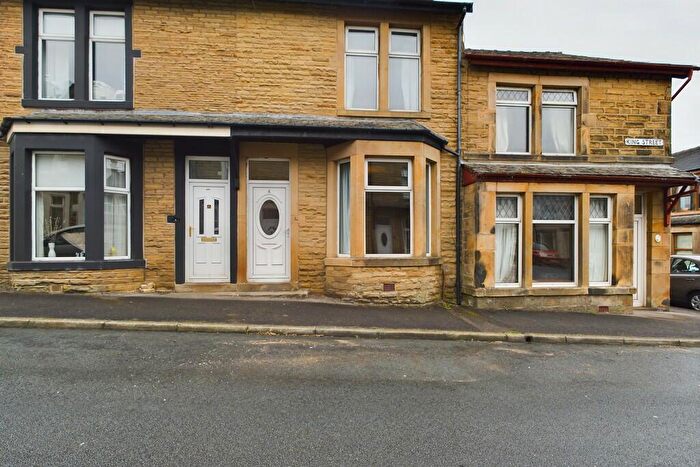 3 Bedroom Terraced House To Rent In King Street, Carnforth, Lancashire, LA5