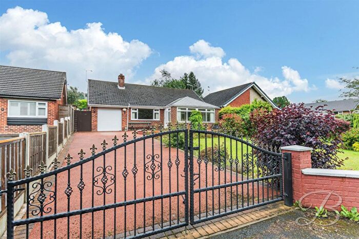 2 Bedroom Detached Bungalow For Sale In Villas Road, Bolsover, Chesterfield, S44