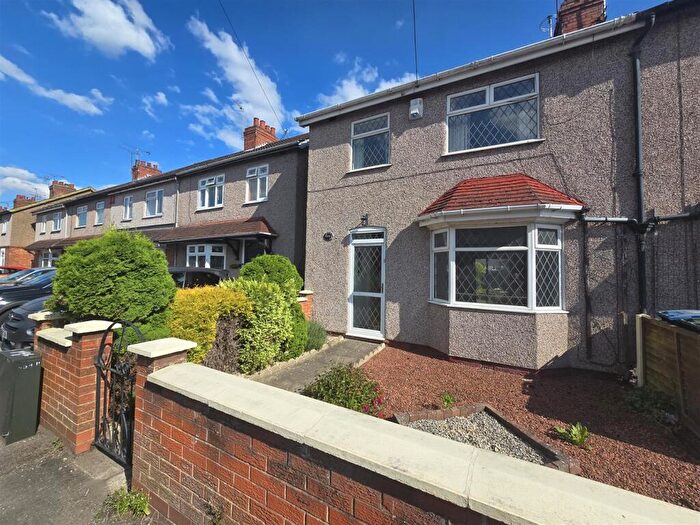 3 Bedroom End Of Terrace House To Rent In Wyken Avenue, Wyken, CV2