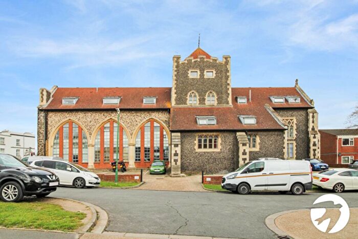 2 Bedroom Flat To Rent In Galley Hill Road, Swanscombe, DA10