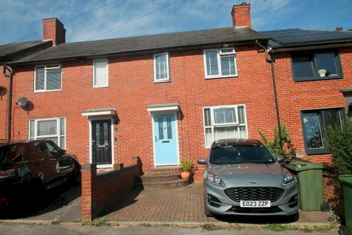 3 Bedroom Semi-Detached House To Rent In Wigmore Road, Carshalton, SM5
