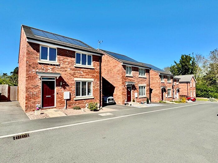 4 Bedroom Detached House For Sale In Swallow Drive, NN9