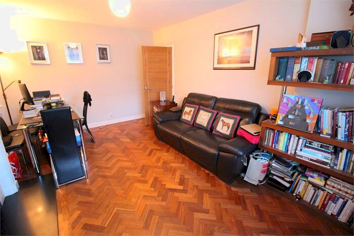 2 Bedroom Maisonette To Rent In Heronsgate, Edgware, HA8