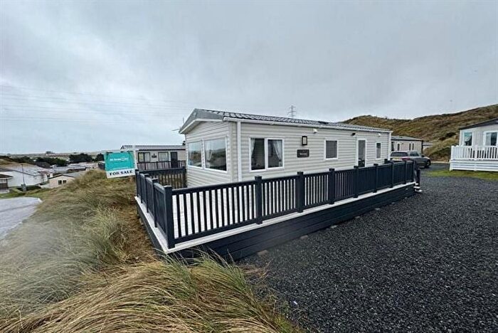 2 Bedroom Park Home For Sale In Loggans Road, Loggans, Hayle, TR27