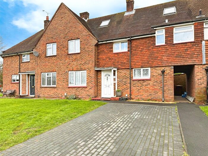 4 Bedroom Terraced House For Sale In East Ring, The Cardinals, Tongham, Farnham, GU10