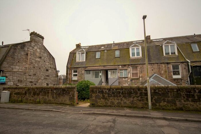 2 Bedroom Flat To Rent In Rose Street, Dunfermline, KY12