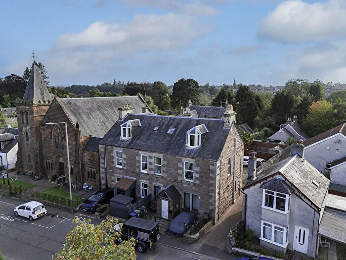 3 Bedroom Maisonette For Sale In Larchbank, Balmoral Road, Rattray, Blairgowrie, PH10